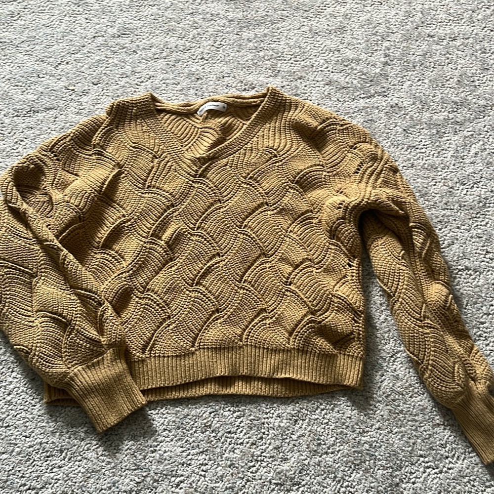 Moon & Madison sweater